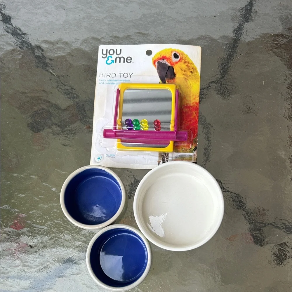 You & Me Bird Toy with Feeding Bowls